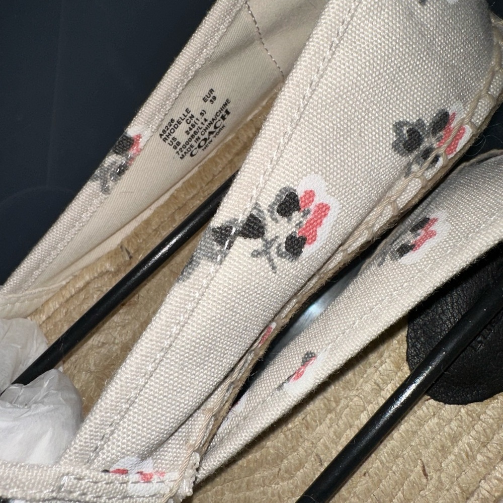 Coach Espadrilles Flats - Picture 5 of 5